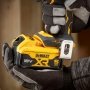 Dewalt 18V XR kulløs kompakt slagboremaskine, 2 x 5Ah. Miljøbilledet viser bunden af produktet.