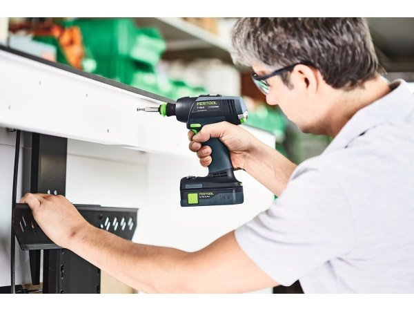 Festool bore-/skruemaskine. Produkt vises