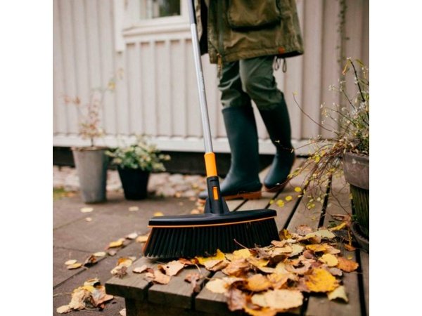 Fiskars Ergonomic™ kost Fiskars Ergonomic™ kost