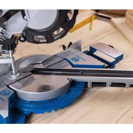 Scheppach kap-/geringssav HM216 Scheppach kap-/geringssav HM216 Inkl. 2 stk. savklinger m/24T og 48T. Billedet viser produktet med hvid baggrund.