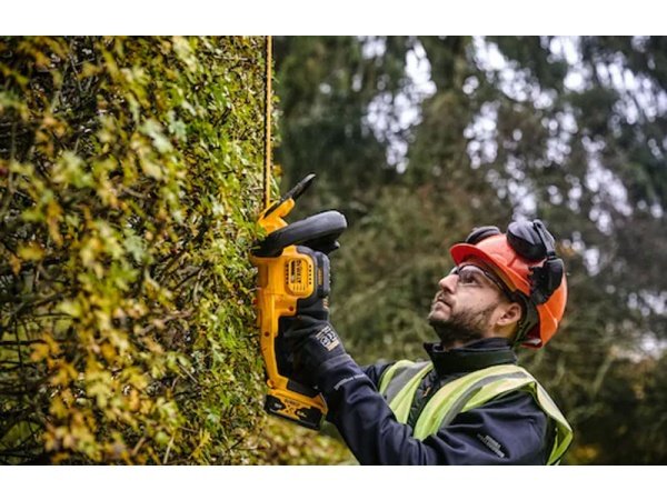 DCMHT564N-XJ 18V XR hækkeklipper DCMHT564N-XJ 18V XR hækkeklipper