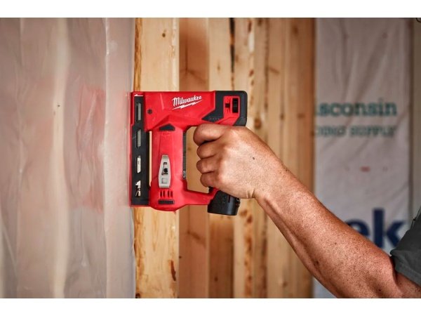 Milwaukee klammer SC1