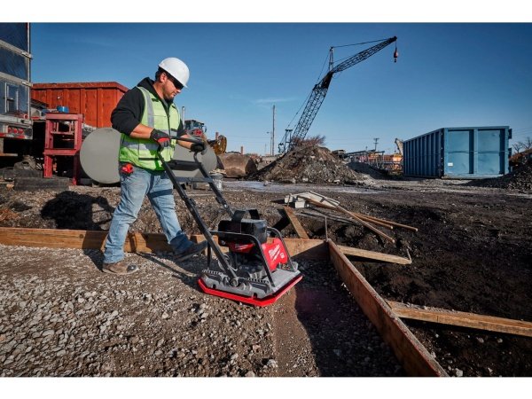 Milwaukee pladevibrator