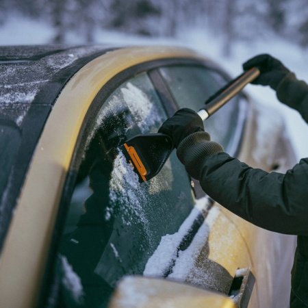 Fiskars Plus børste/isskraber