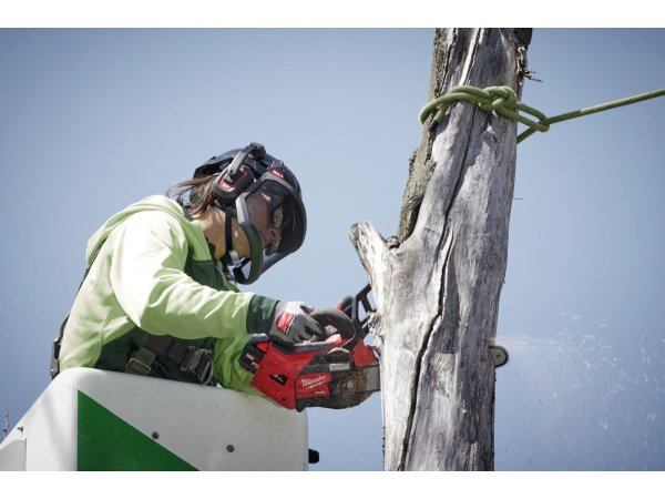 Milwaukee M18 kædesav