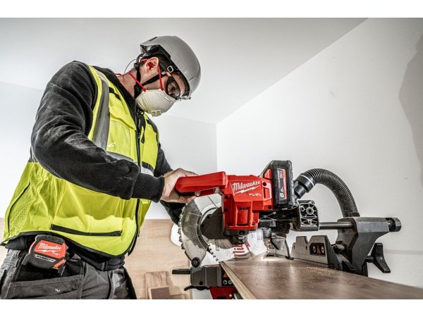 Milwaukee kap-/geringssav