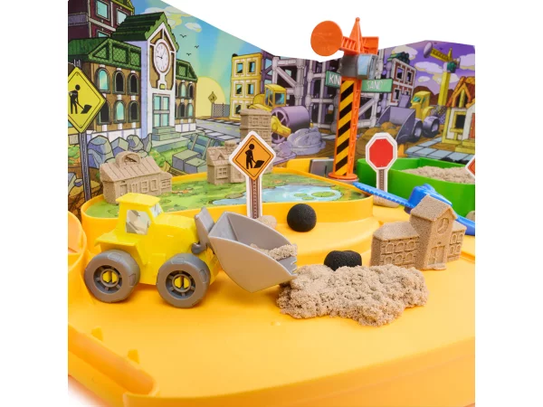 Kinetic Sand byggeplads. Produktindpakning vises