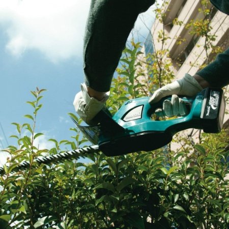 Makita hækkeklipper DUH523Z