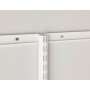 Elfa bæreliste 641x36x8 mm, hvid. Miljøbilledet viser produktet på væg.