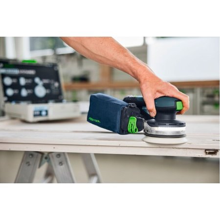 Festool excentersliber  Festool excentersliber ETSC 2 125 Basic. Billedet viser produkt og tilbehør med hvid baggrund.