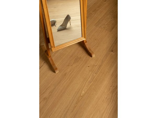 Moland SUPER eg Wideplank Avon Natural Oak