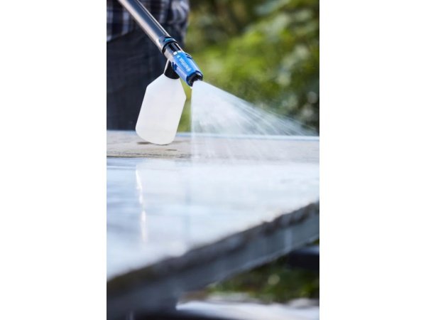 Nilfisk fliseimprægnering 2,5 liter. Billedet viser produktet med hvid baggrund.