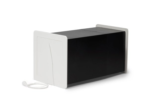 Viksa friskluftsventil type 1 grå/hvid, komplet sæt. Billedet viser produktet forfra.