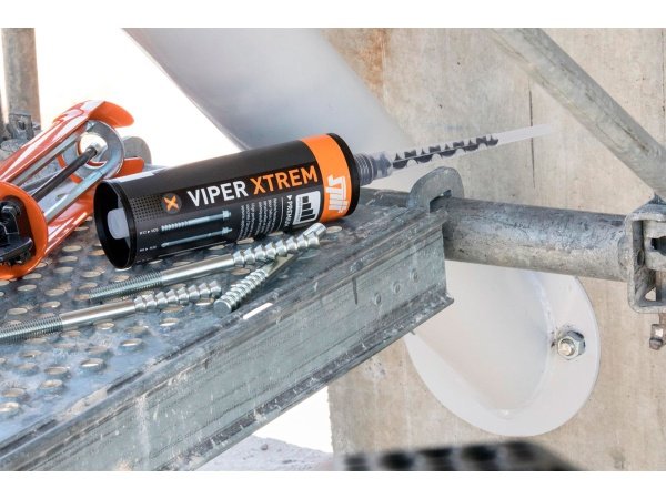Spit Viper Xtrem 280 ml 2035161. Billedet viser produktet med hvid baggrund.