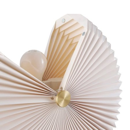 Nordlux belloy 40 plafond Nordlux belloy 40 plafond i hvid. Indendørs lampe. Billedet viser produktet med hvid baggrund.