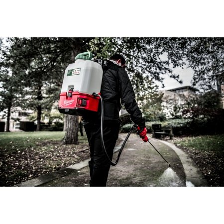 Milwaukee sprøjtebeholder