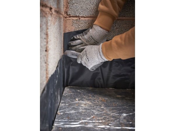 Stanley FatMax trapez prof-kniv inkl. hylster, sølv. Billedet viser produktet og hylster.