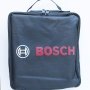 Bosch C70 12/24V er en kraftfuld biloplader til 12V og 24V batterier. Den understøtter forskellige batterityper med automatisk opladningskontrol. Billedet viser transporttaske.