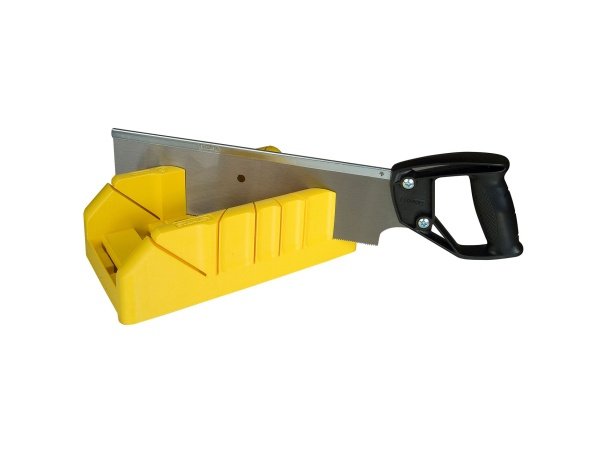 Stanley skærekasse m/sav Stanley skærekasse m/sav 143x350 mm. Billedet viser produktet fra en skrå vinkel.